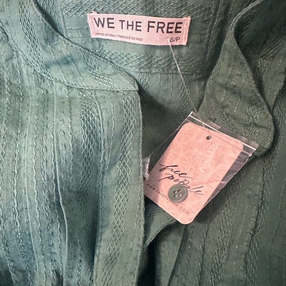 NWT We The Free Willow Button Down Top-Bottle Green - Picture 6 of 6